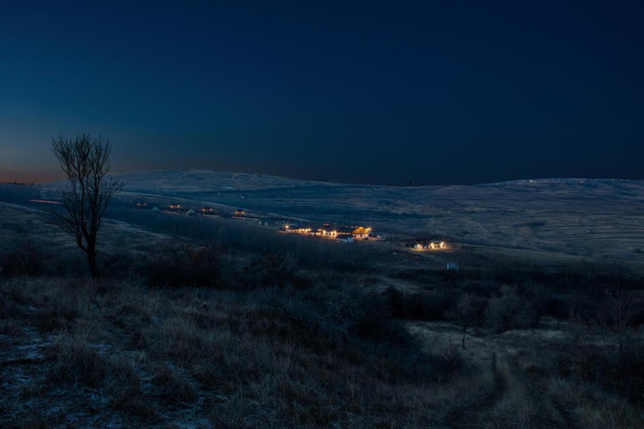Hotel Ferma Dacilor Tohani Exteriér fotografie